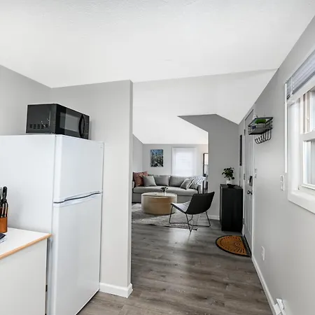Recharge And Reconnect Your Cozy Vermilion Nest Exterior photo